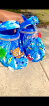 Load image into Gallery viewer, Finding Nemo Crocs - Image #5